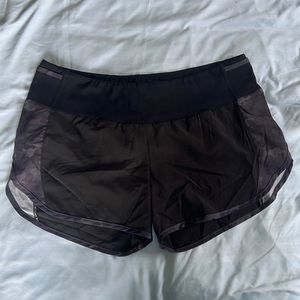 Zyia Active Black Camo 5 Star Running Workout Short